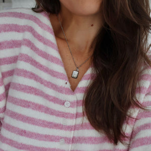 Collier argent Iconique (gravure gratuite de ton choix)