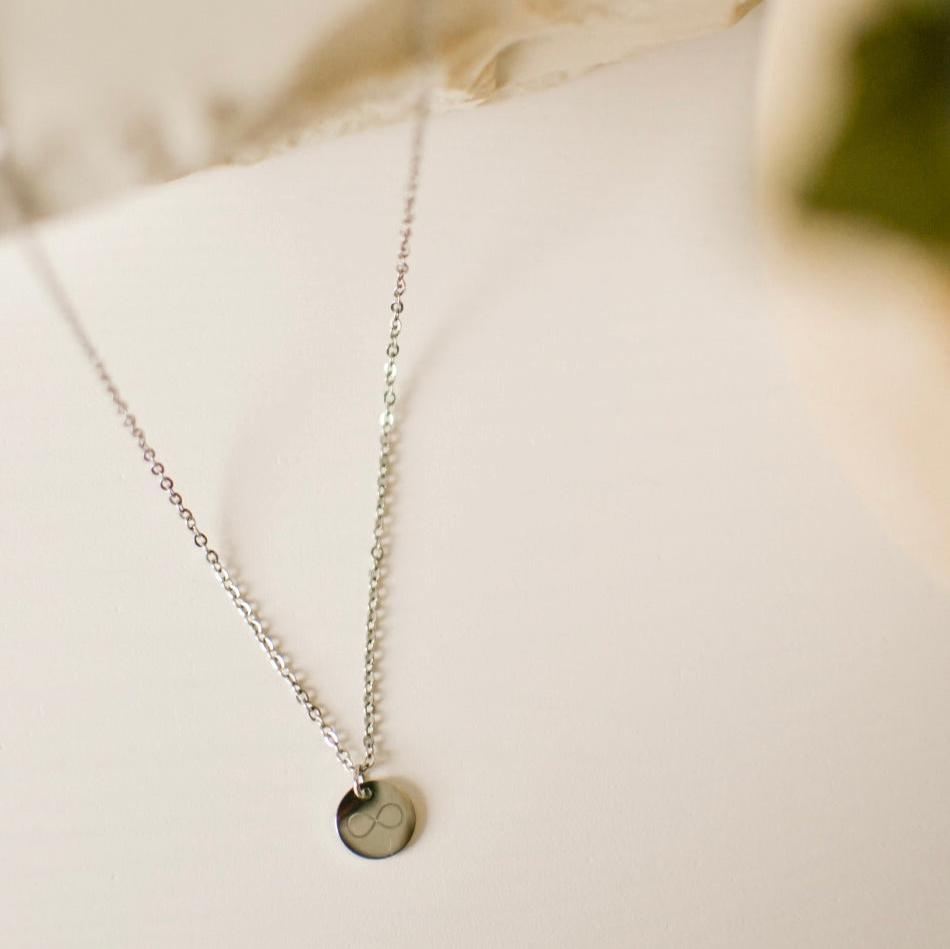 collier argent infini