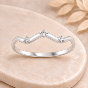 Bague Ondine sur plateau beige marbré