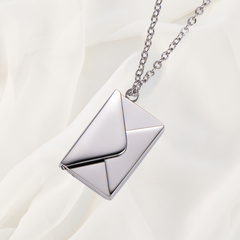 Collier lettre anonyme argent