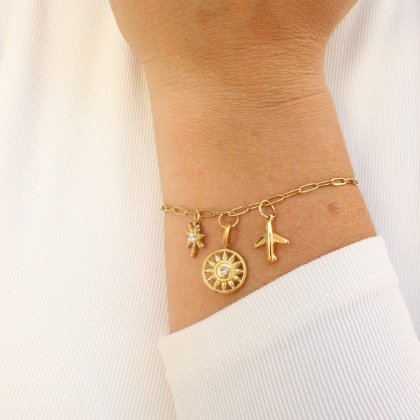 Bracelet paperclip or