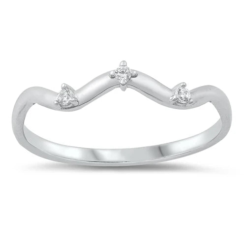 Bague Ondine en argent sterling 925 sur fond blanc