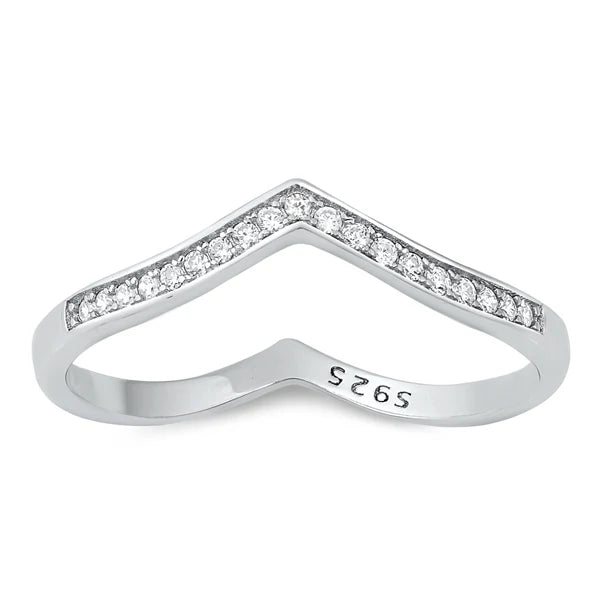 Bague Vélia en argent sterling 925 sur fond blanc